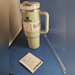 Brand new Stanley Quencher H2.0 FlowState 40oz Tumbler| Jade Green